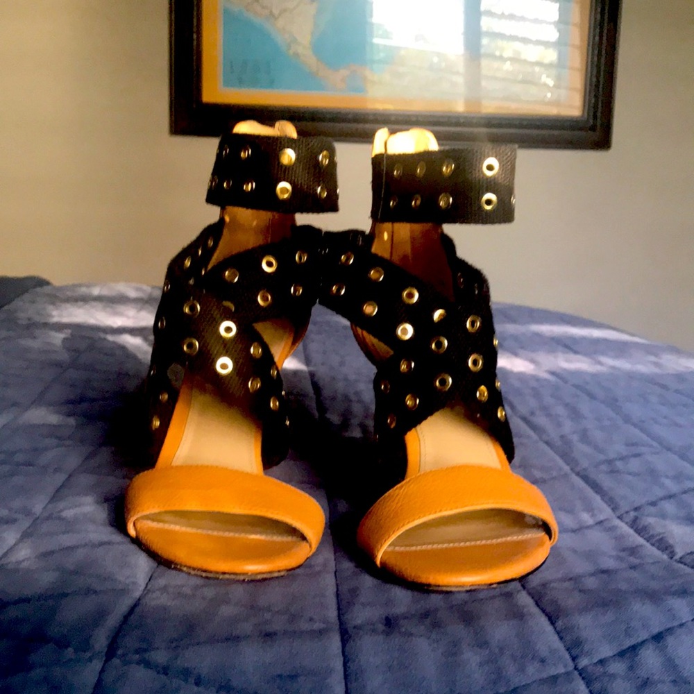 Via Spiga heels. Black grommet straps. 4 inch heels.